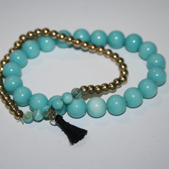 Vintagejelyfish Jewelry - Beautiful blue and gold bracelet set 7"